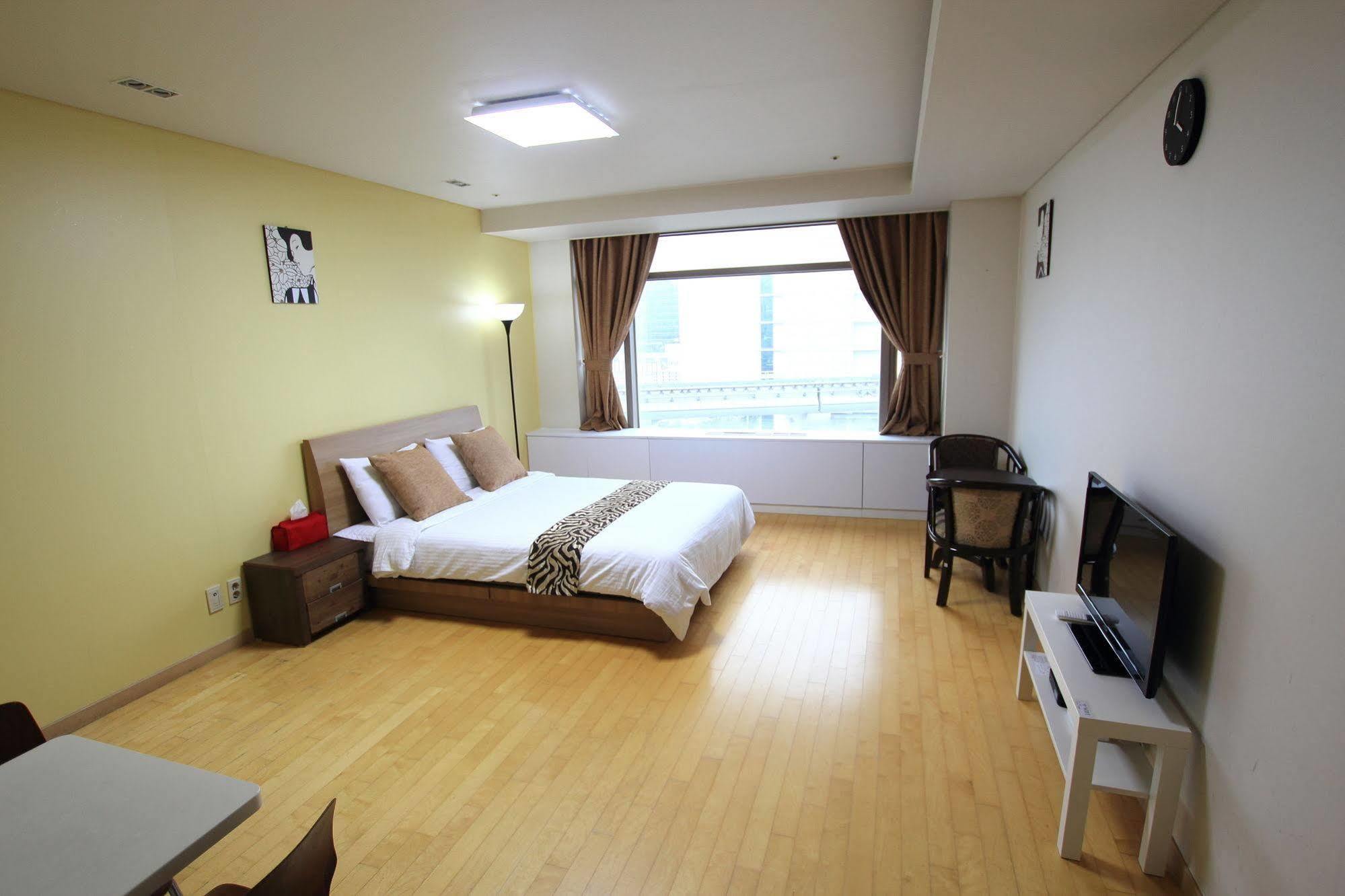 Incheon Airport Guesthouse ภายนอก รูปภาพ