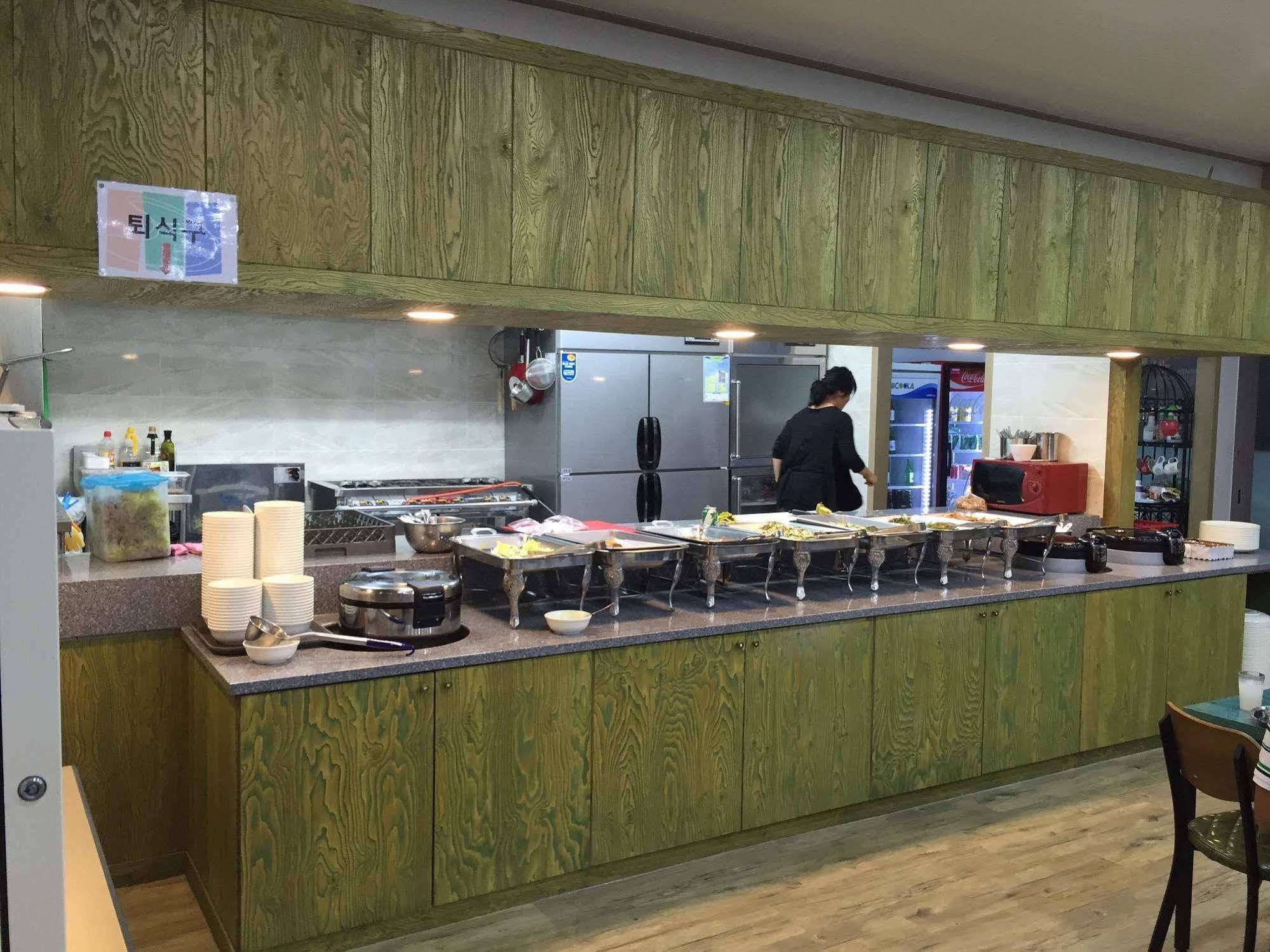 Incheon Airport Guesthouse ภายนอก รูปภาพ